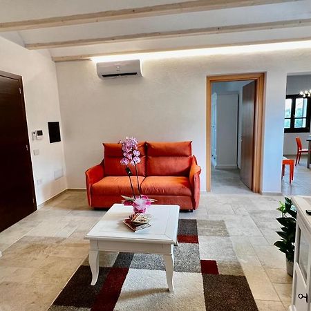 Apartament La Casa Di Natalie Girasole Zewnętrze zdjęcie