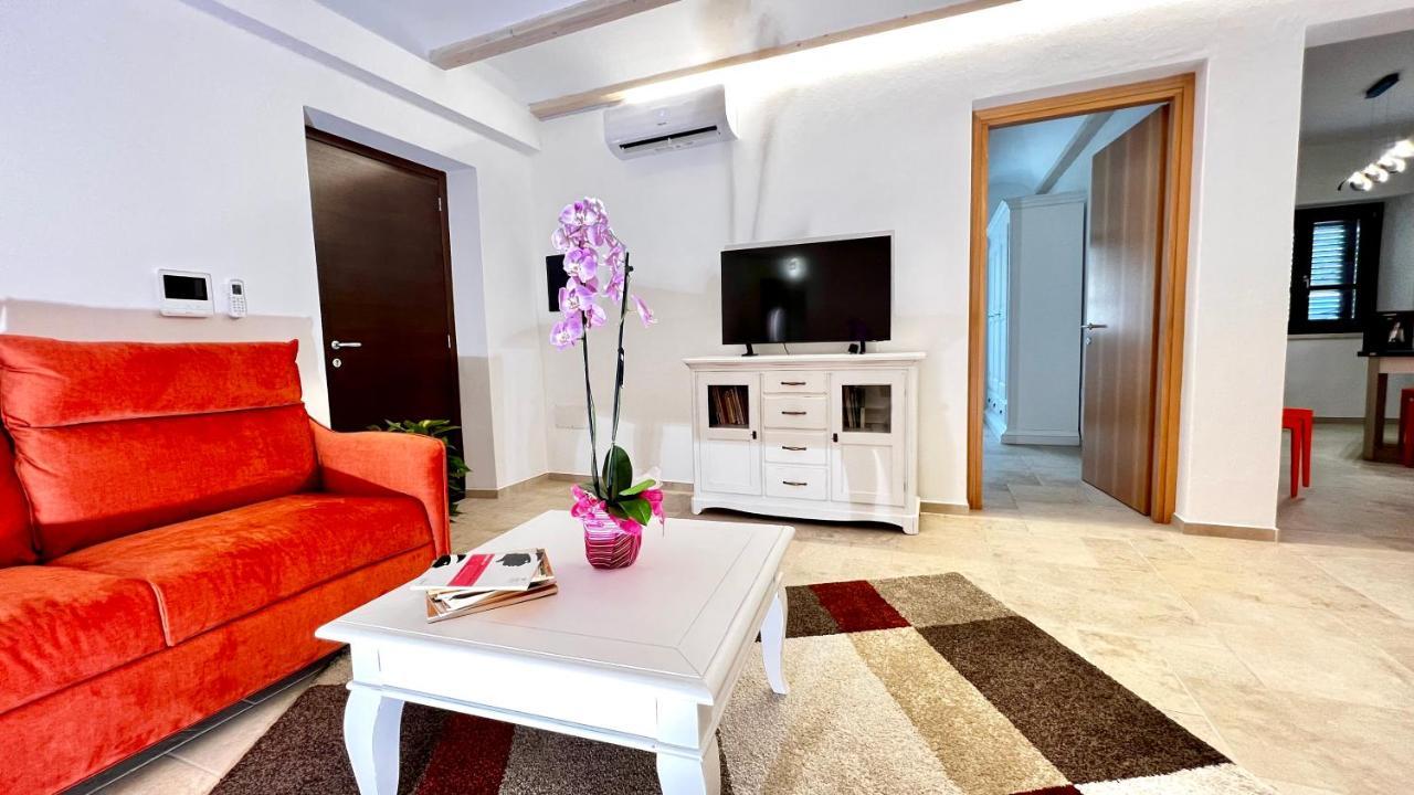 Apartament La Casa Di Natalie Girasole Zewnętrze zdjęcie